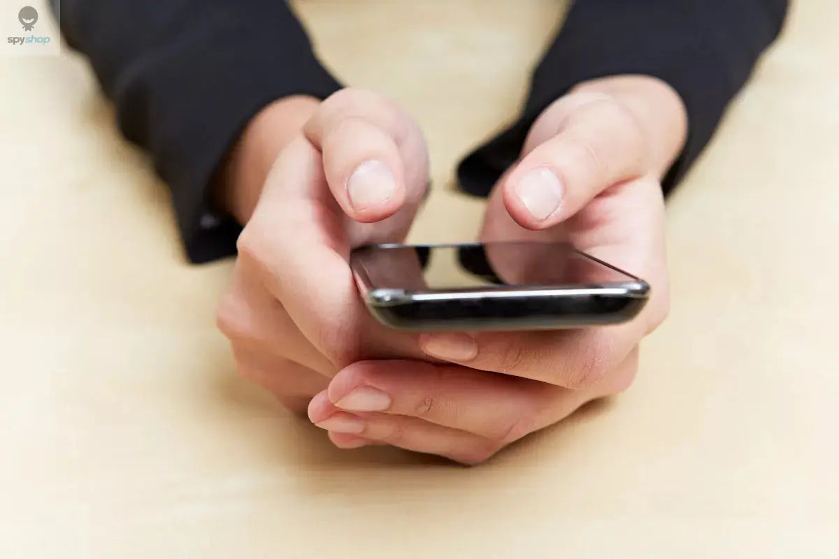 Signs-Your-Mobile-Phone-Has-Been-Hacked-and-How-to-Protect-It-MobileSecurity-HackingPrevention Spy-shop.com