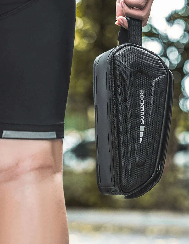 1.7L Waterproof Bike Frame Bag with Touchscreen-30120064001 / About 1.7L