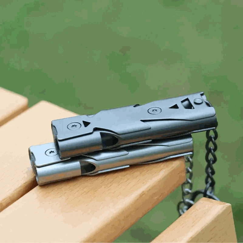 150dB Survival Whistle – Ultra‑Loud Emergency Signal with Durable Metal Build-black