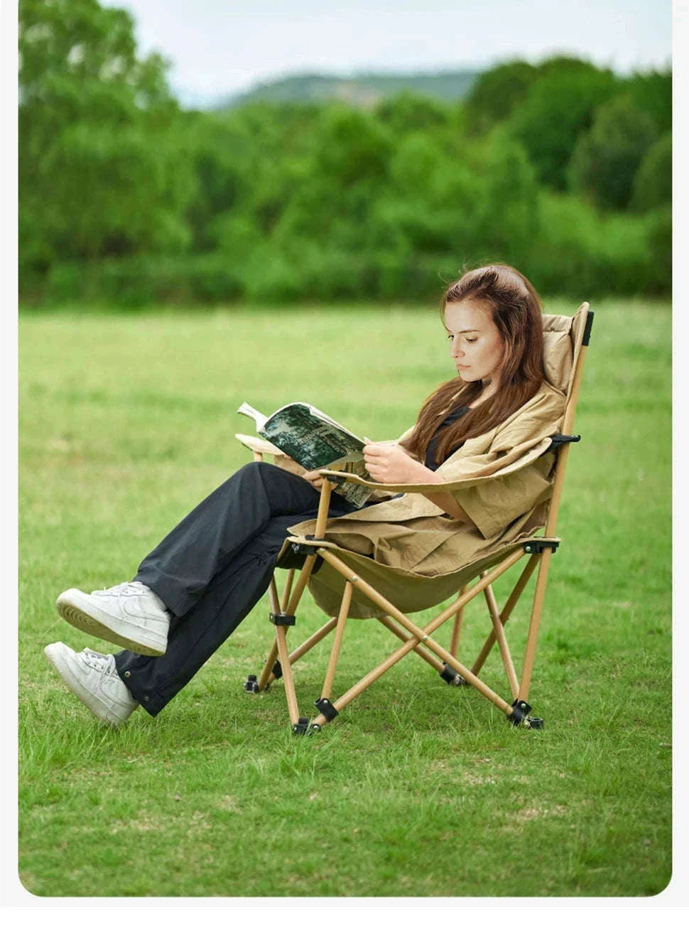 2-in-1 Reclining Camping Chair with Adjustable Backrest and Footrest-Khaki