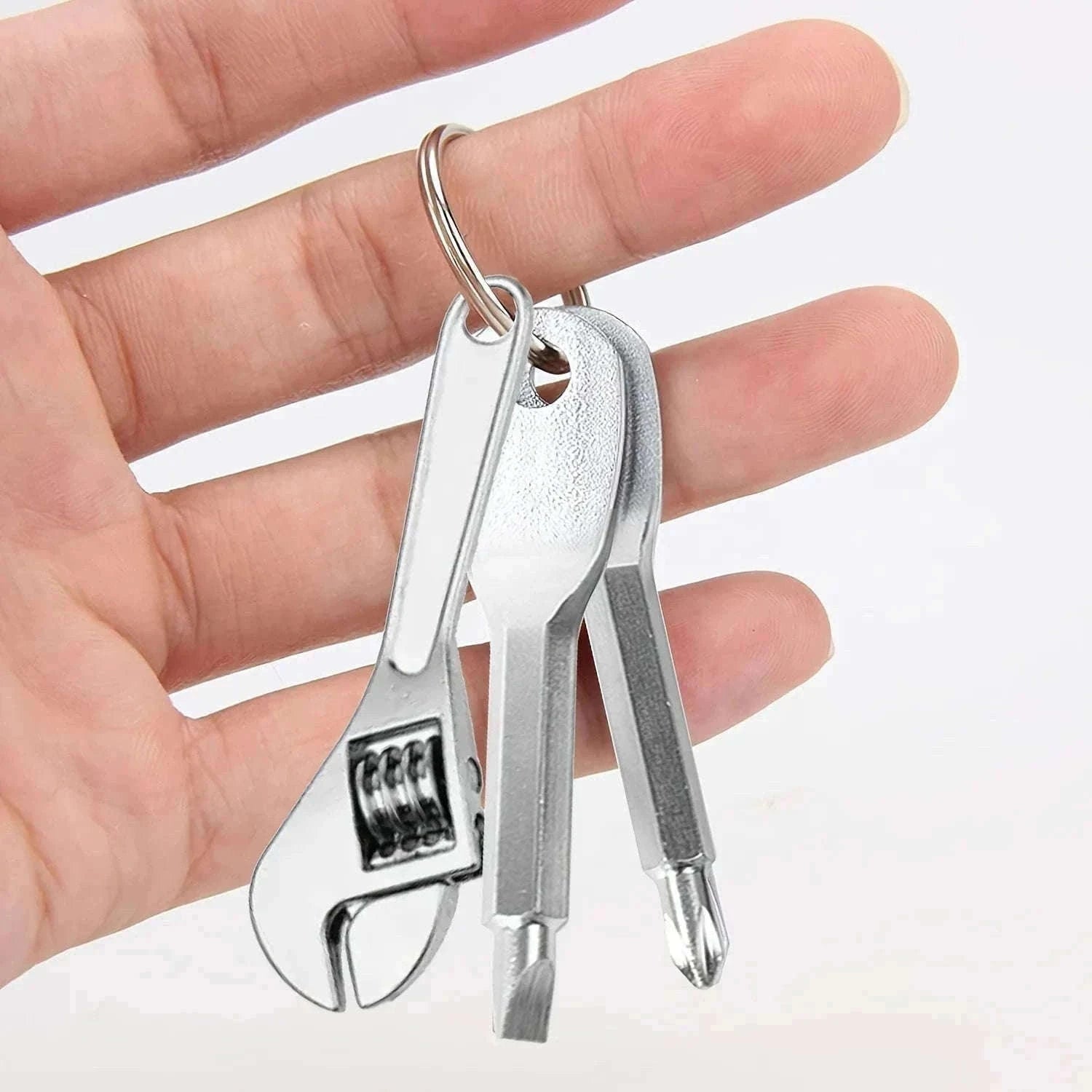 3-Piece Mini Screwdriver Set and Multifunctional Wrench Keychain-3pcs