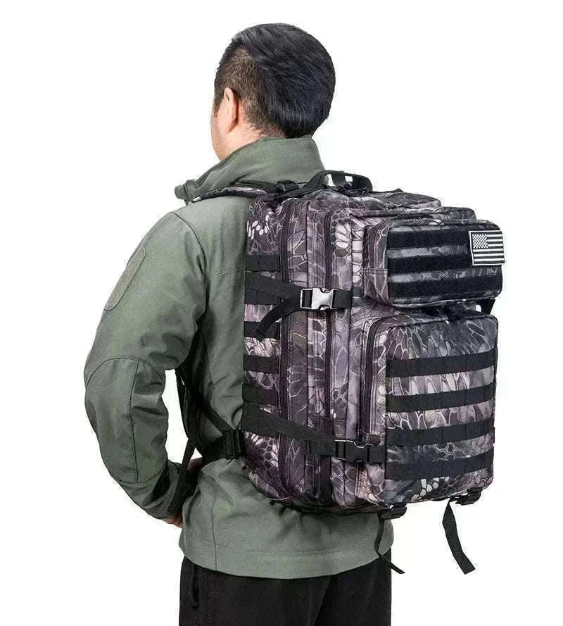 45L Large Capacity Tactical Backpack-Black / United States