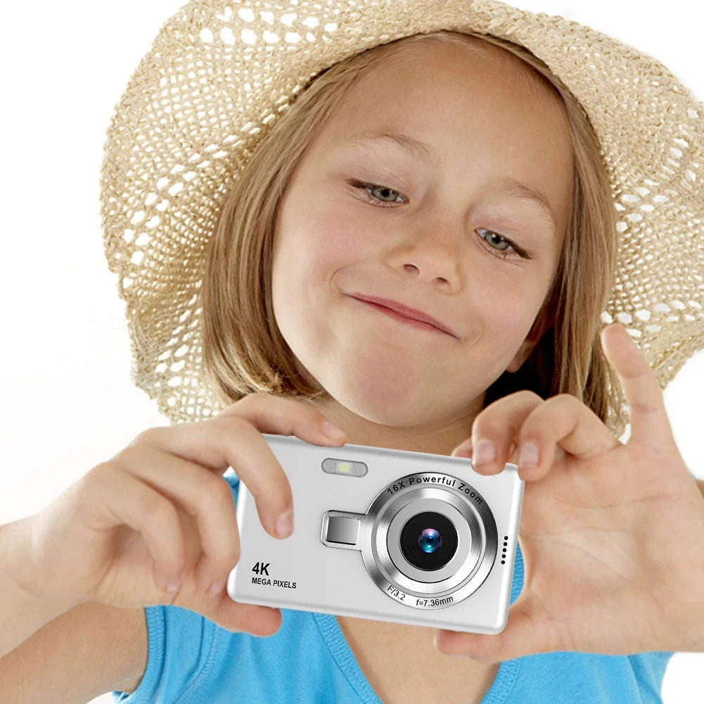 4K HD 1080P Digital Camera with Autofocus and 16X Zoom-Silver / United Kingdom