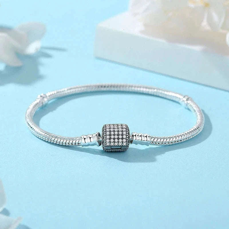 925 Sterling Silver Bracelet with Heart Charms-20 / 17cm