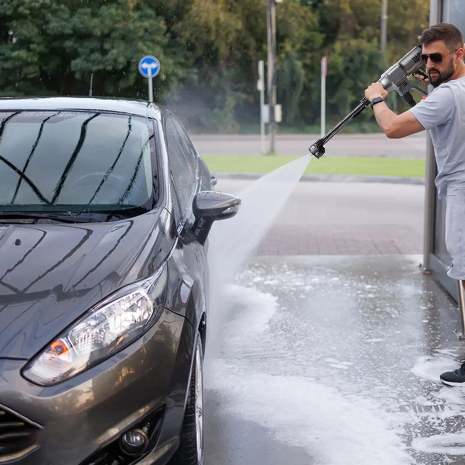 Bezdrátový vysokotlaký čistič 200 Bar s 6v1 tryskou