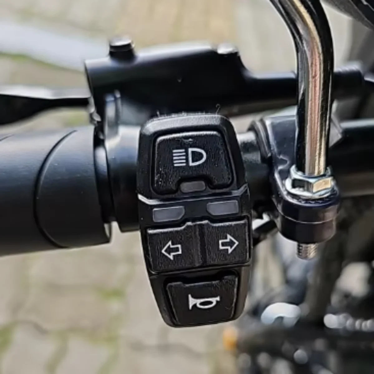 Handlebar Light and Horn Switch for Compatible E-Bikes