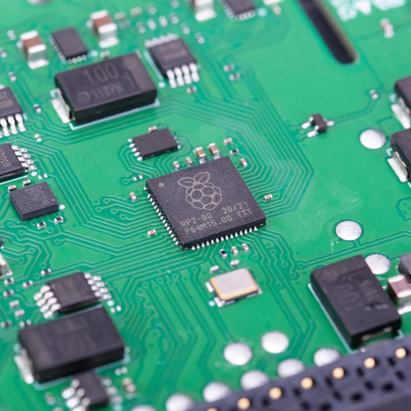 Raspberry Pi Build HAT за Technic мотори и сензори