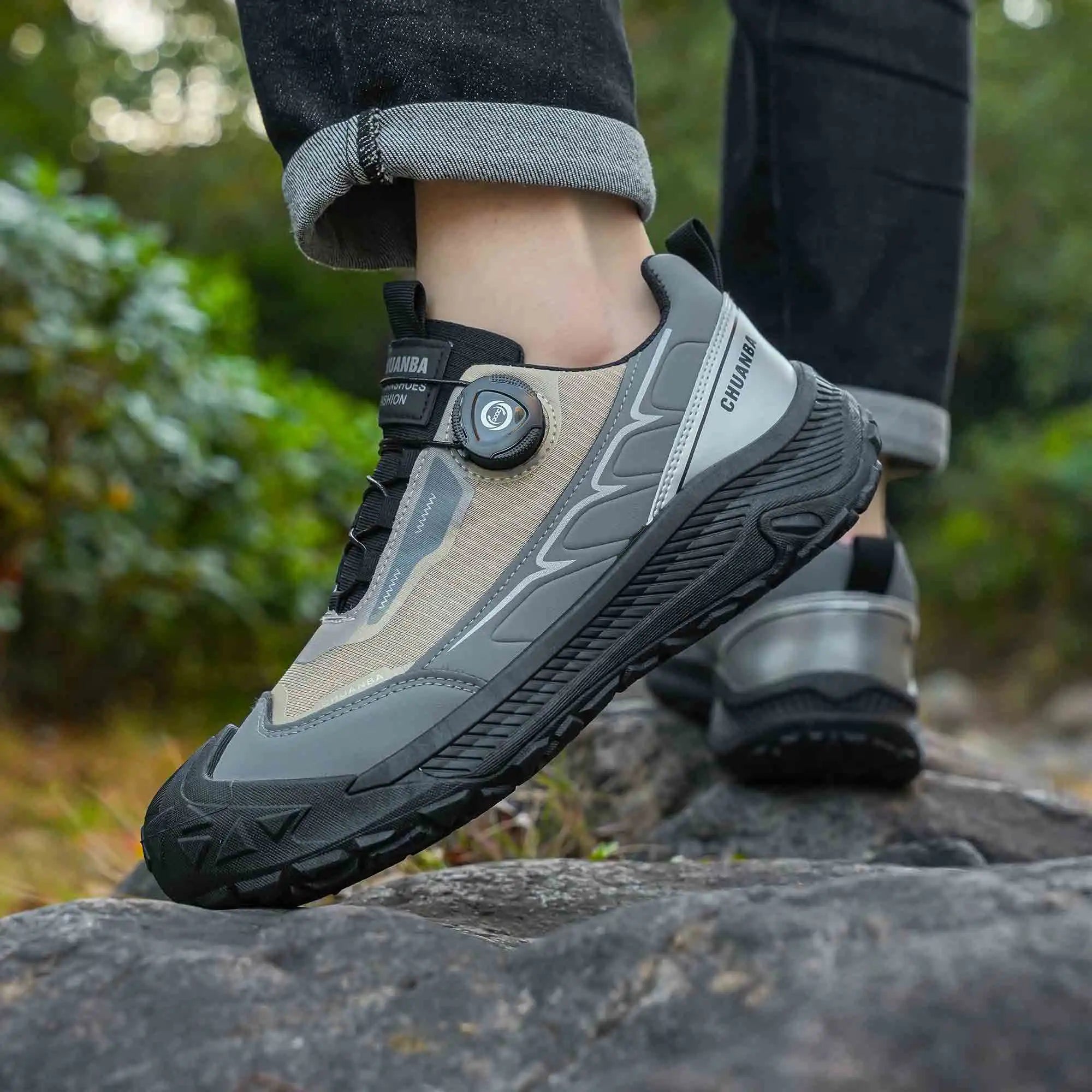 Men's Lightweight Casual Outdoor Shoes