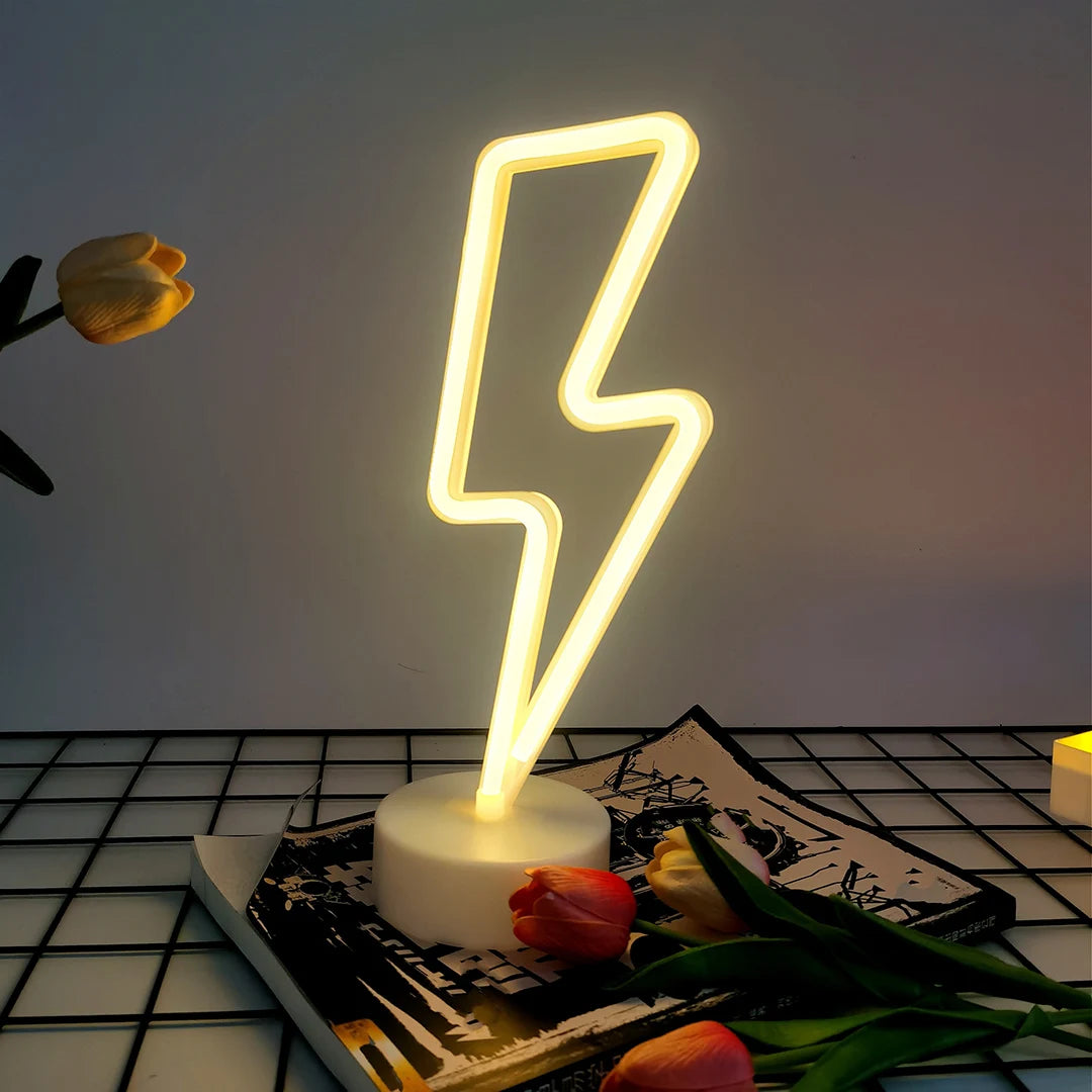 Luz decorativa LED em forma de raio, alimentada por USB ou pilhas AA