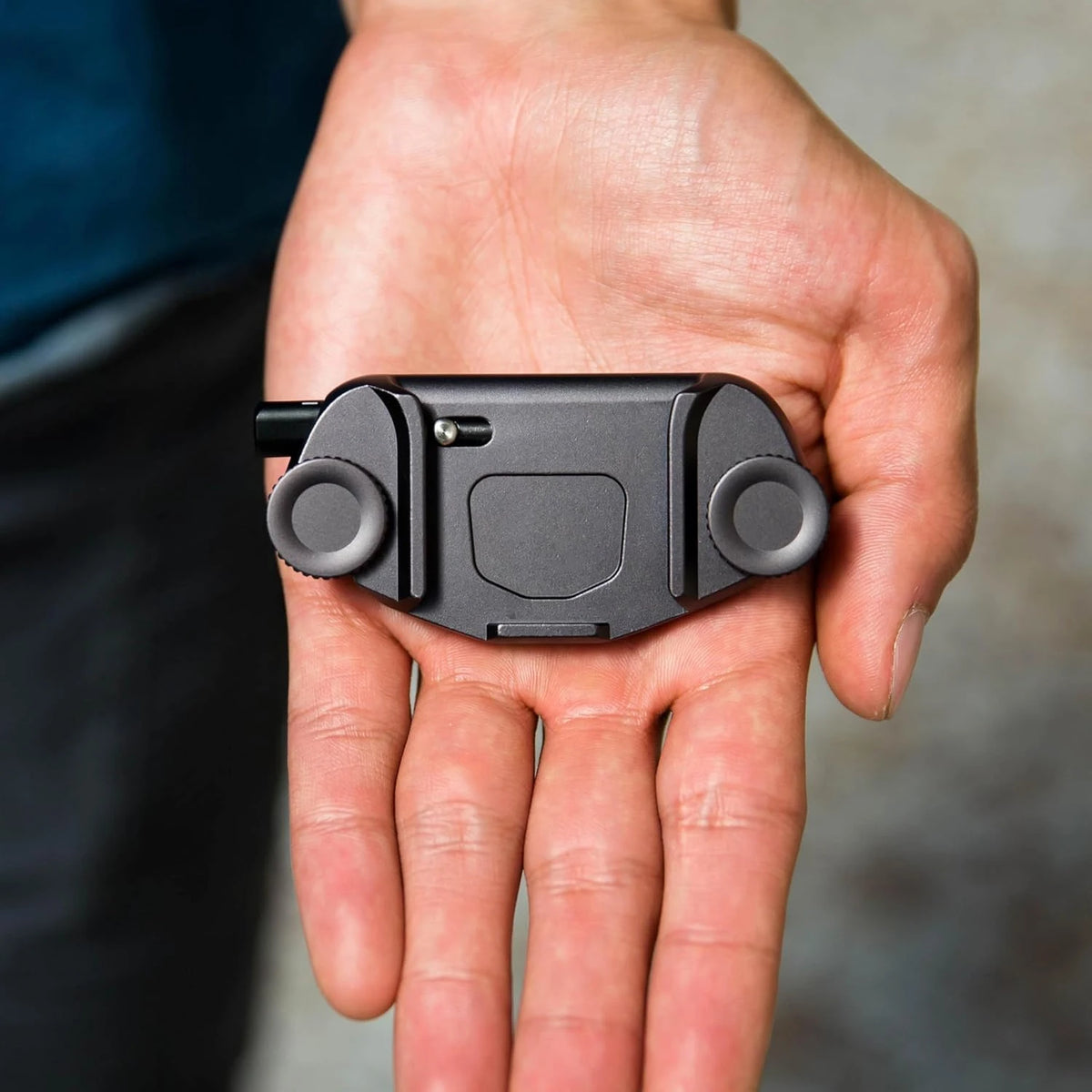 V3 Quick-Release Camera Carry Clip with Plate