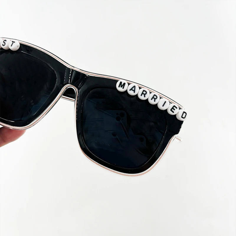 1PC Light Up LED Glasses Glow Sunglasses EL Wire Neon Glasses Glow in The Dark Party Supplies Neon Party Favors for Kids Adults