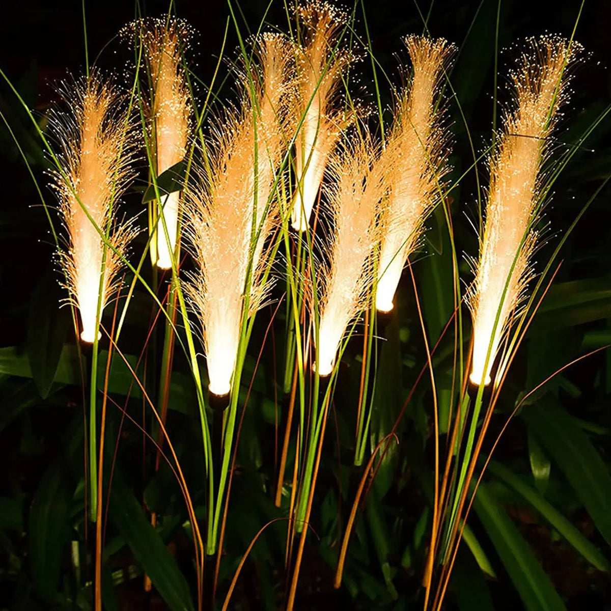 Solar Reed-Style Garden Accent Light