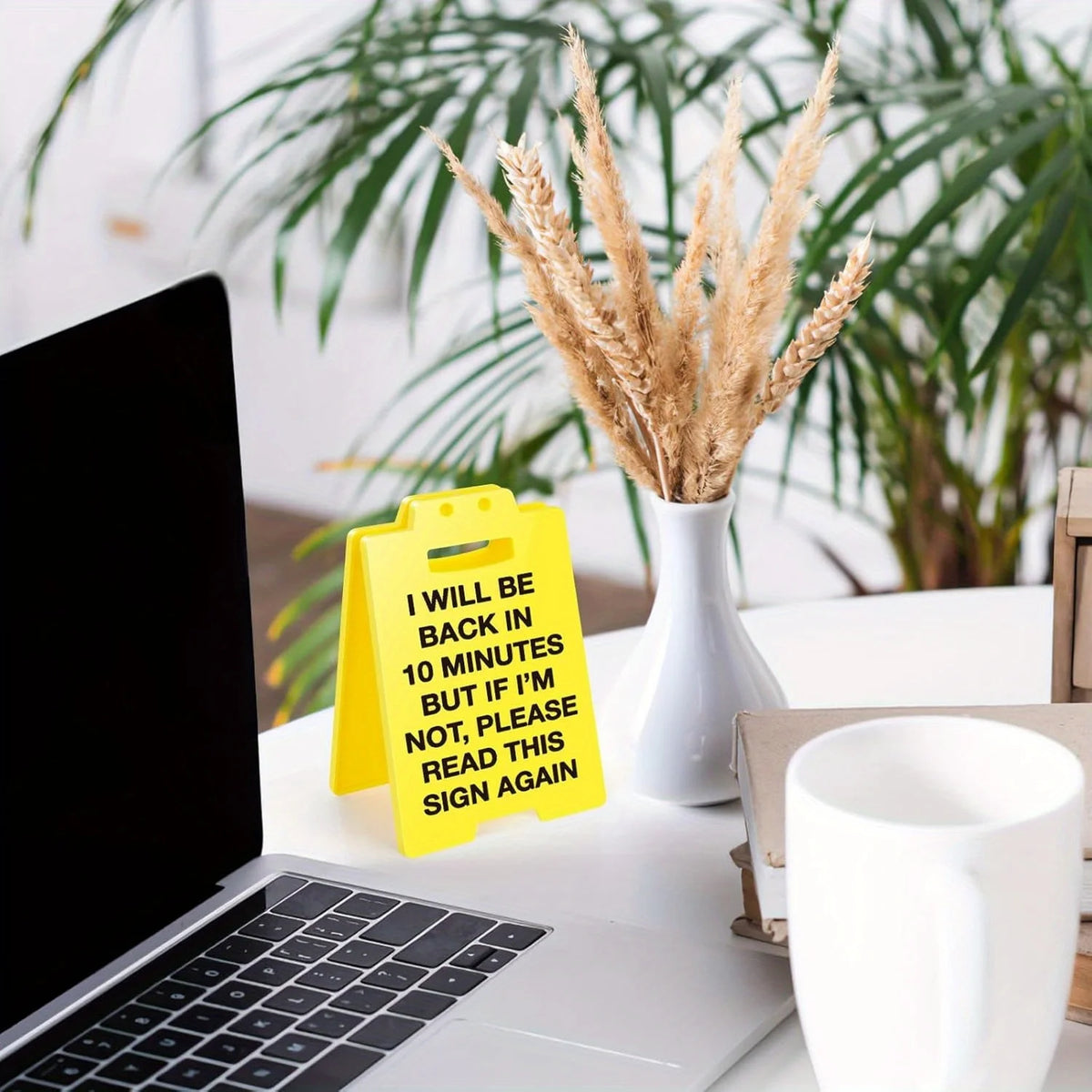 Out-to-Lunch Desk Sign with Minute Reminder
