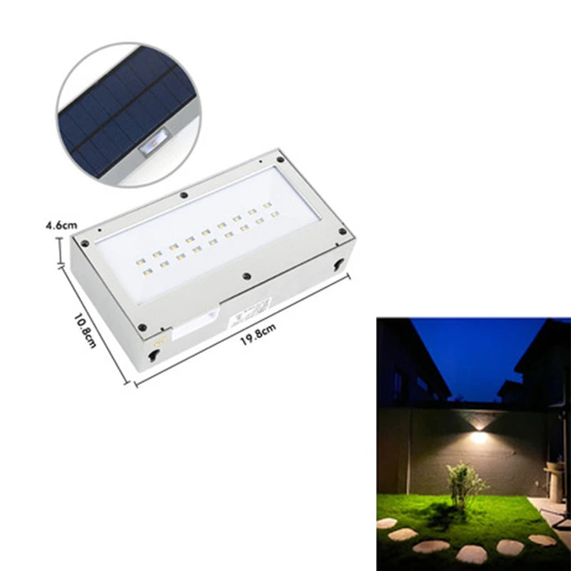 Solarbetriebene LED-Wandleuchte, Optionen in Schwarz oder Silber