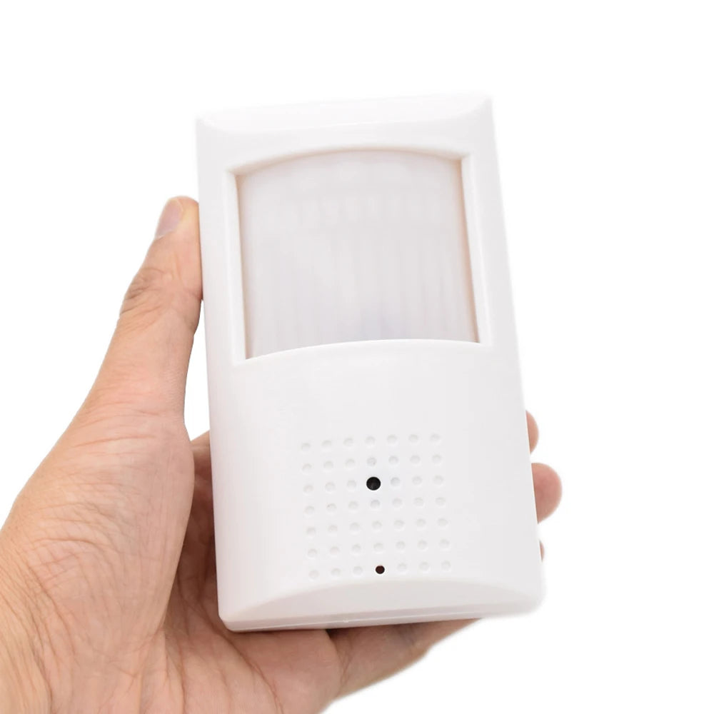 Tuya 6MP Mini WiFi Indoor Security Camera with Two-Way Audio