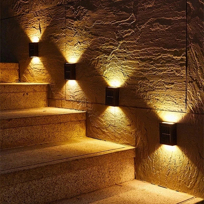 Options d’applique murale solaire à LED à éclairage vers le haut et vers le bas