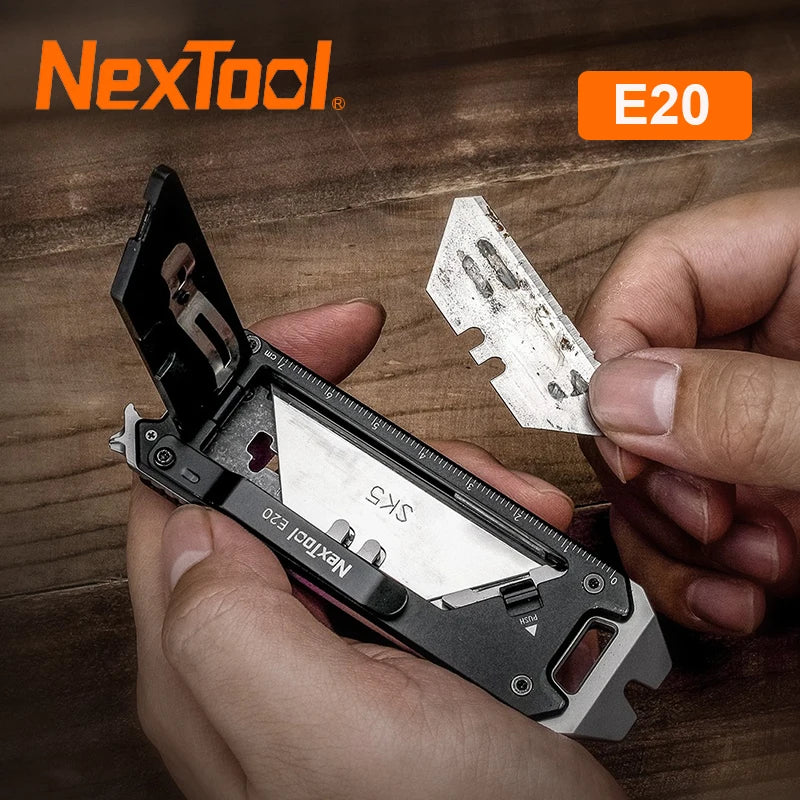 E20 Compact Utility Knife with Blade-Change System