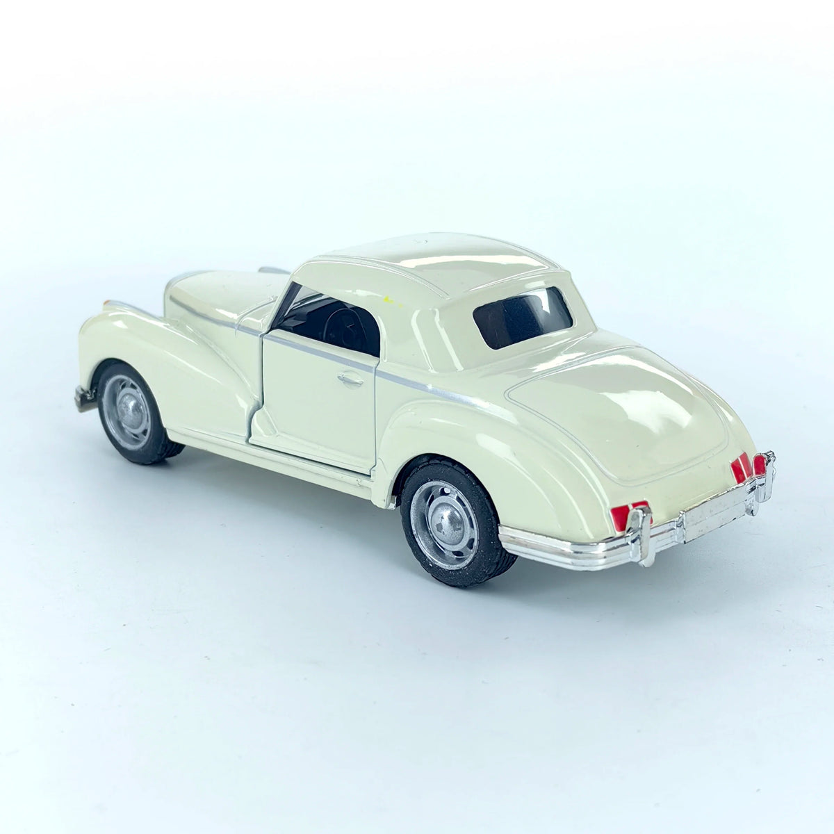 Druckguss-Spielzeugauto im Vintage-Stil mit Rückziehmotor