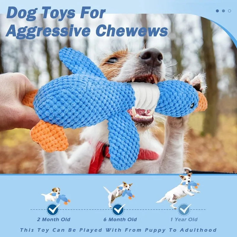 Brinquedo de peluche em forma de ganso para cães, com apito e som crocante
