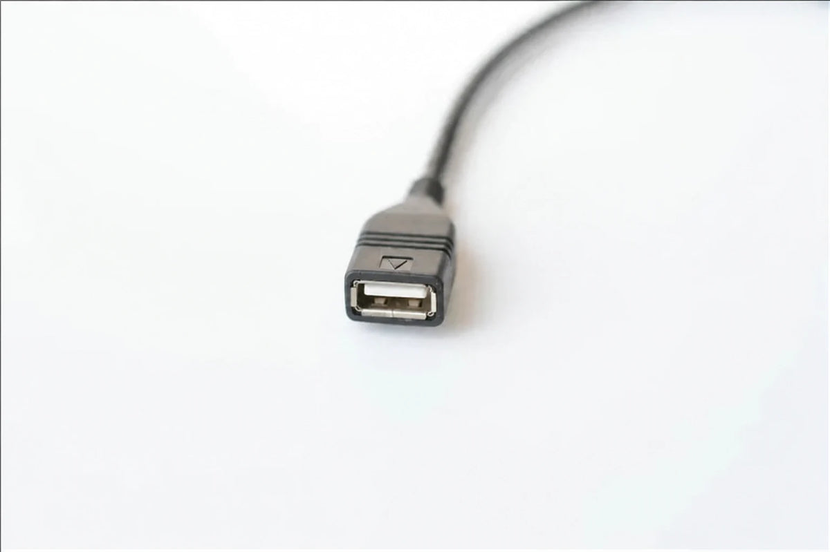 AMI/MDI USB Audio Cable for Selected Audi, VW and Skoda