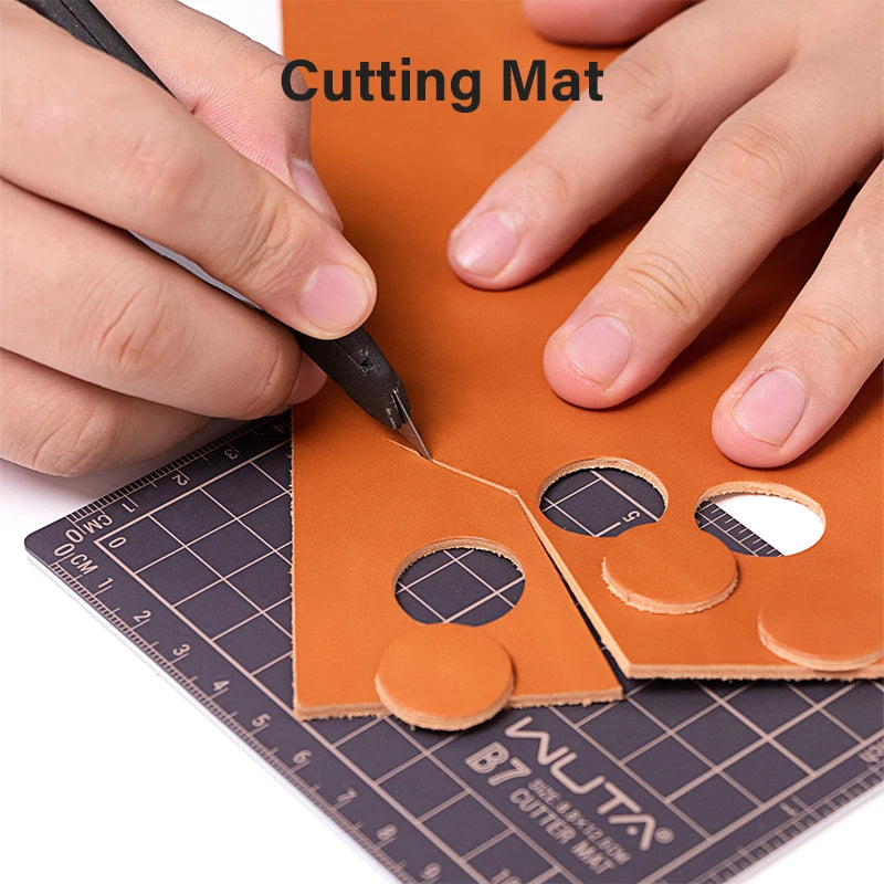 Mini B7-Style PVC Cutting Mat, 11 × 7cm