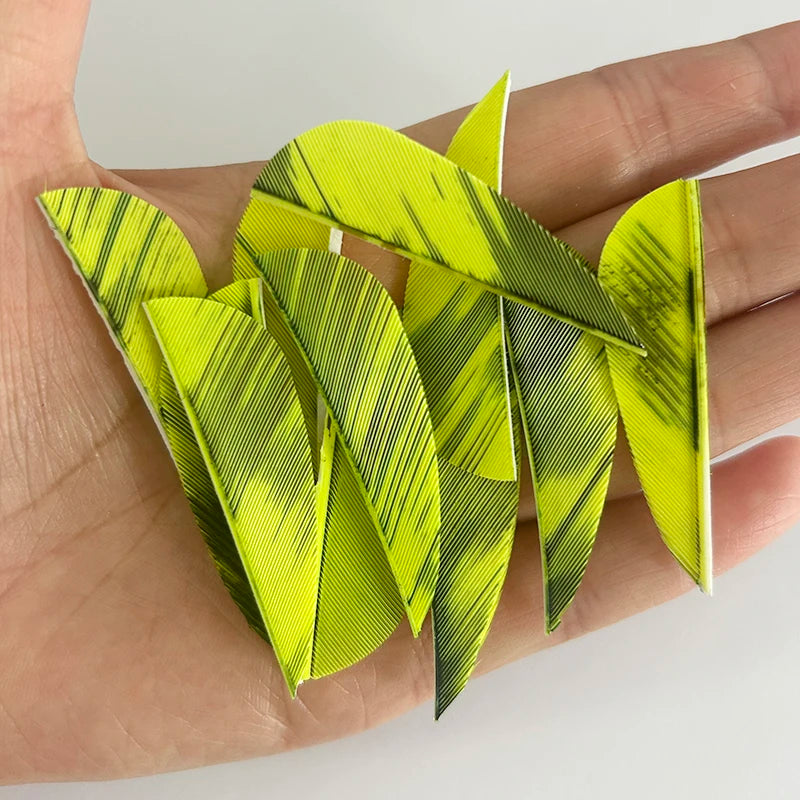 50 Plumillas de pluma de pavo de alas derechas — 2 pulgadas