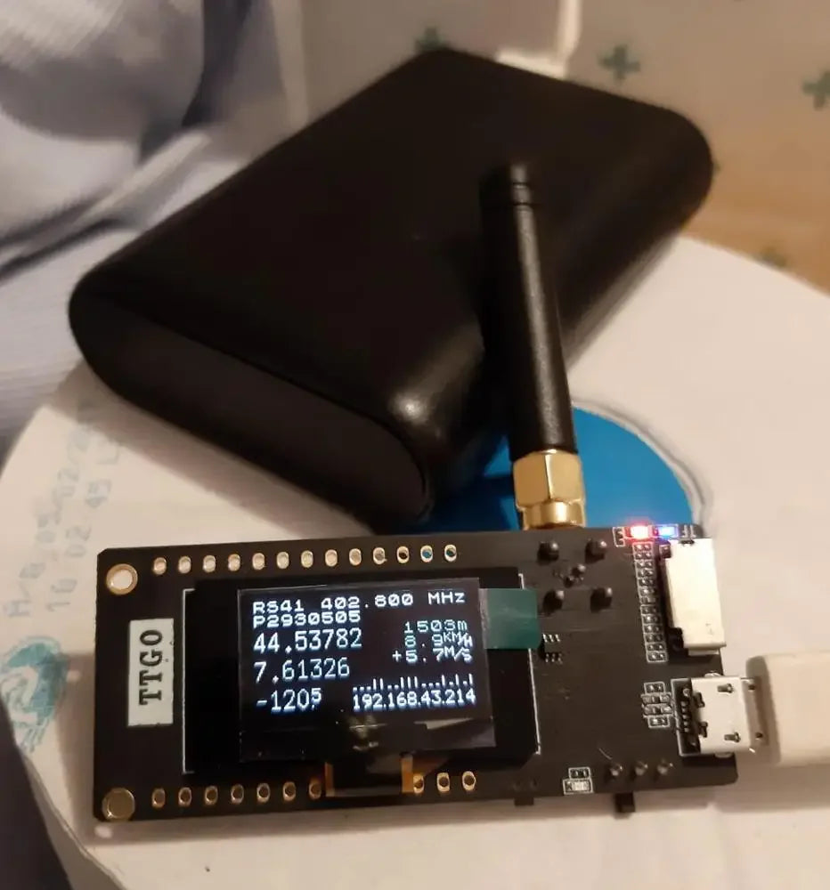 Modulo ESP32 LoRa32 V2.1 con OLED, WiFi, Bluetooth e antenna SMA