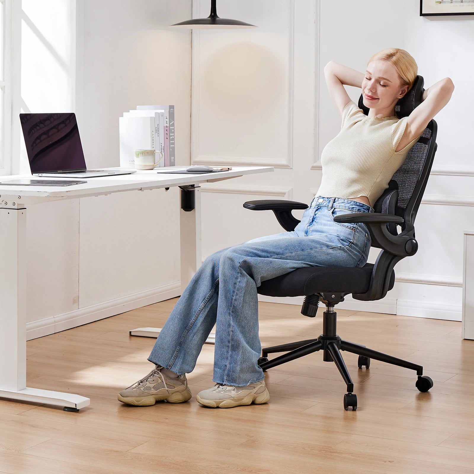 Ergonomic Mesh Office Chair with Adjustable Lumbar & 120° Tilt