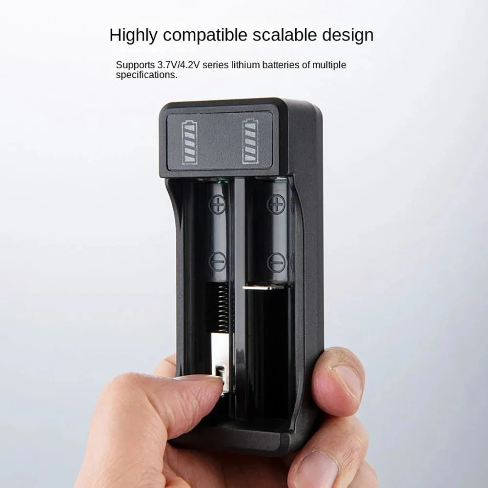 USB-lader voor compatibele 3.7V Li-ioncellen
