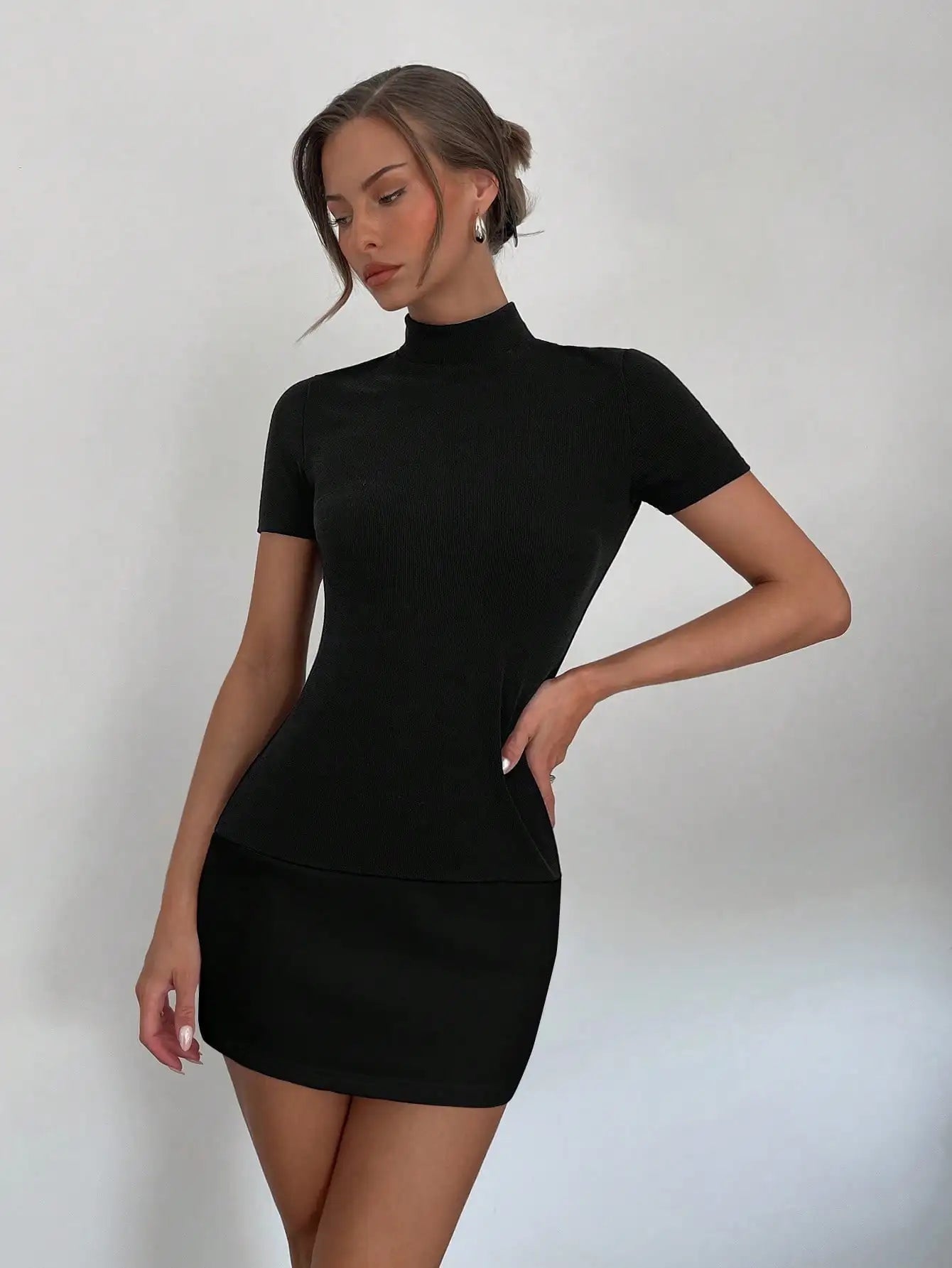 New Spring and Summer Workplace Commuter Office Woman Elite Style Contrast Color Splicing Simple Ultra-short Dress Woman
