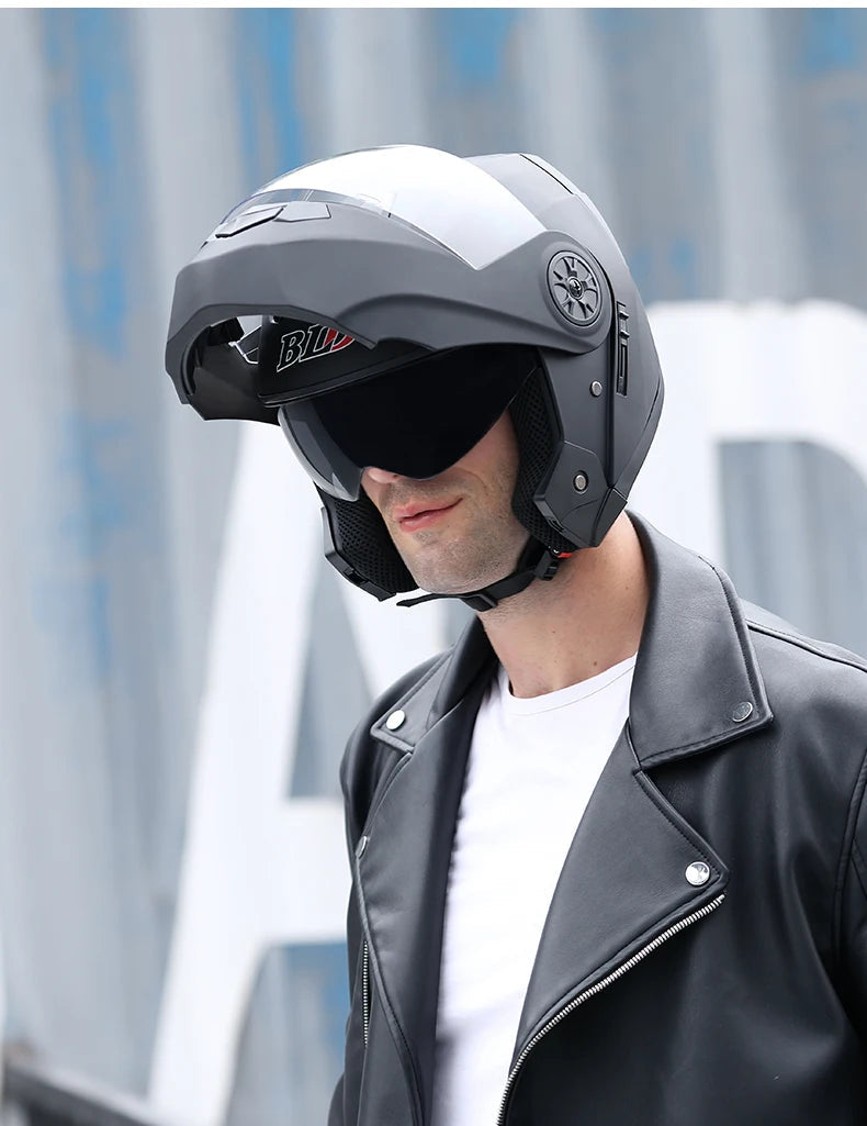 Personalised Dual Lens Flip Up Helmets Motocross Racing Modular Cascos Para Moto Men Women Fashion Full Face Motorcycle Helmet