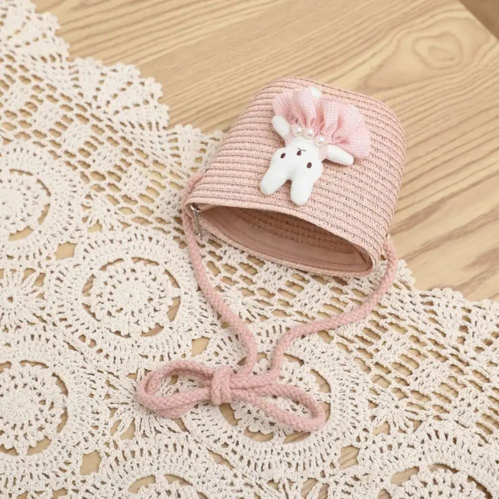 Petit sac bandoulière en forme de lapin avec paille