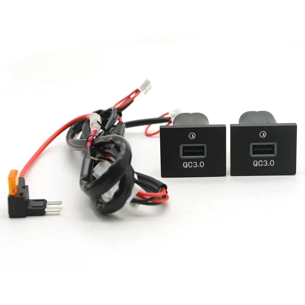 12V/24V Автомобилен заряден адаптер за телефон с двойна QC3.0 Type C PD USB порт за зареждане, захранващ адаптер за Ford Focus 2004-2011 mk2 аксесоари