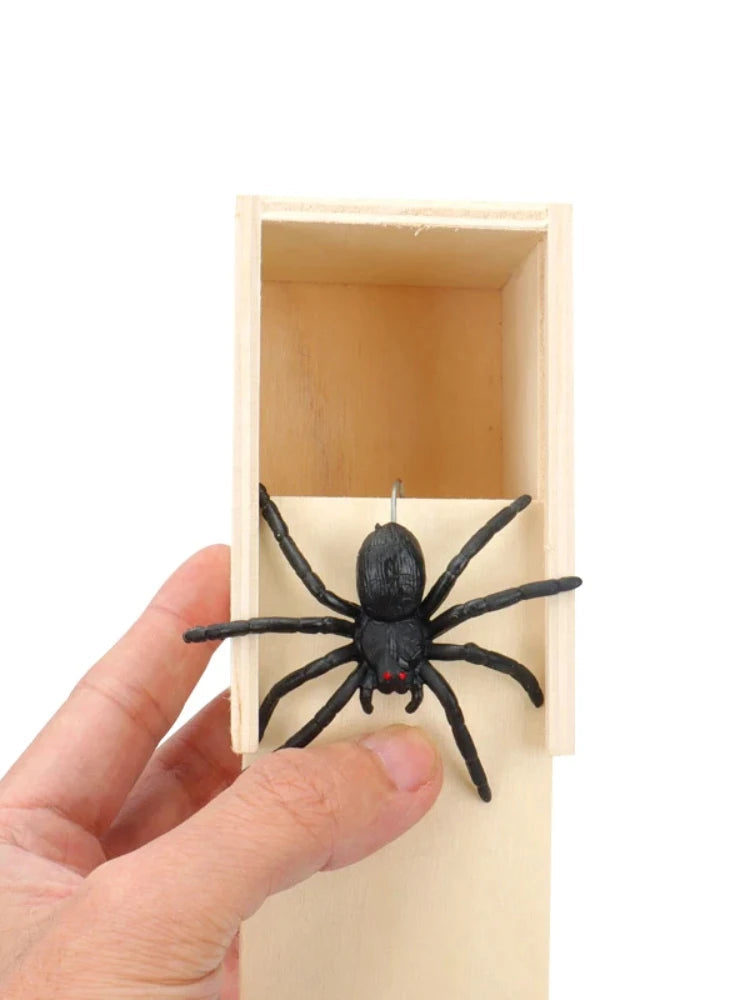 1PCS Trick Spider Funny Scare Box Wooden Hidden Box Quality Prank Wooden Scare Box Fun Game Prank Trick Friend Office Toys