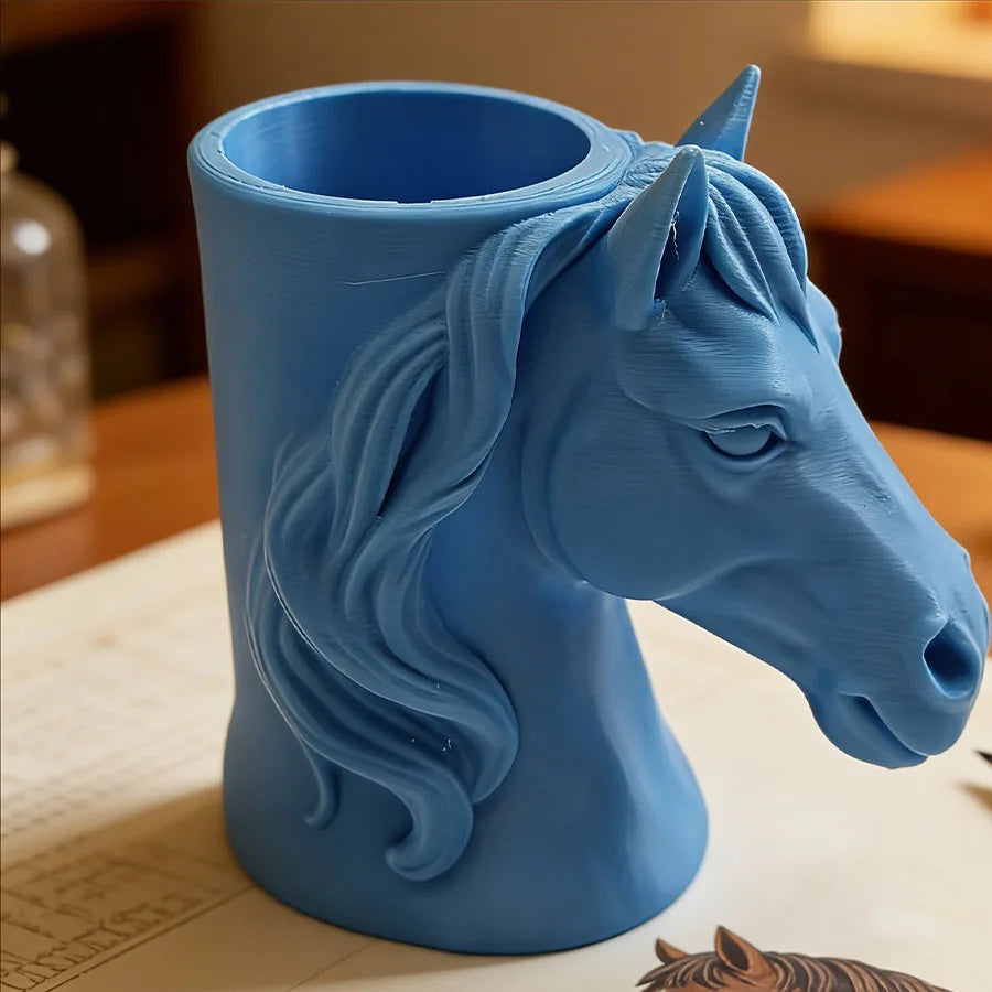 Portapenne decorativo a forma di testa di cavallo