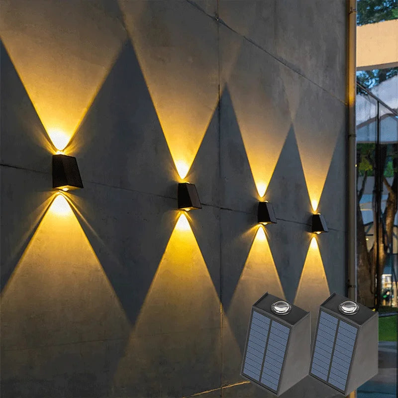 Lampada da parete a LED da esterno a energia solare, modalità multiple