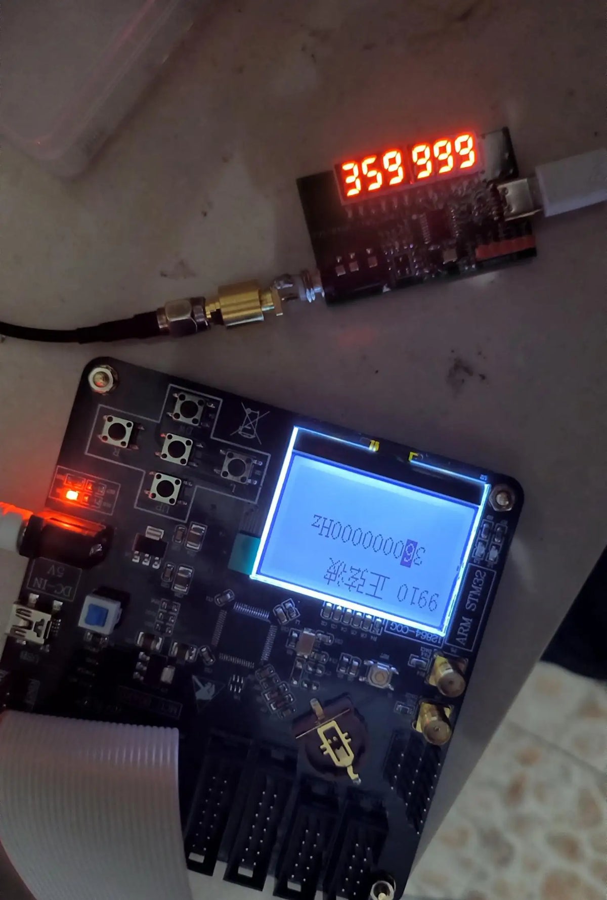 USB-C RF Frequency Counter with LED Display