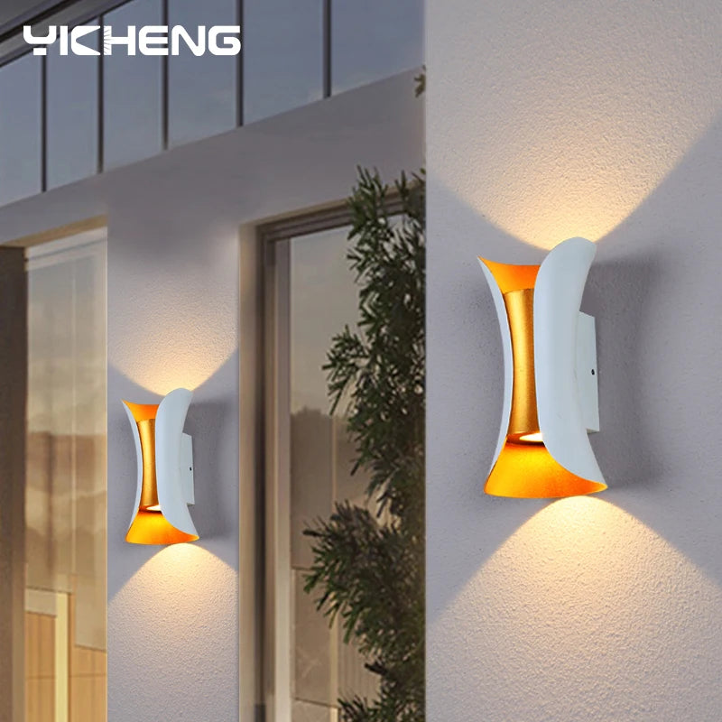 Warm-White LED Wall Light, 15cm/20cm Options