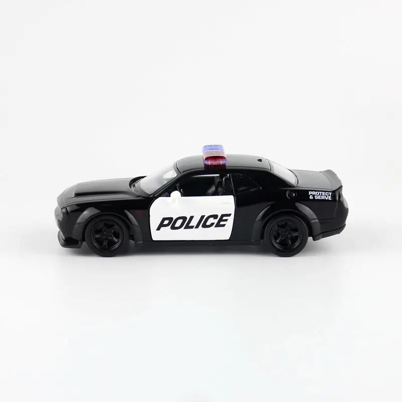 Model samochodu policyjnego Challenger w skali 1:36 z otwieranymi drzwiami