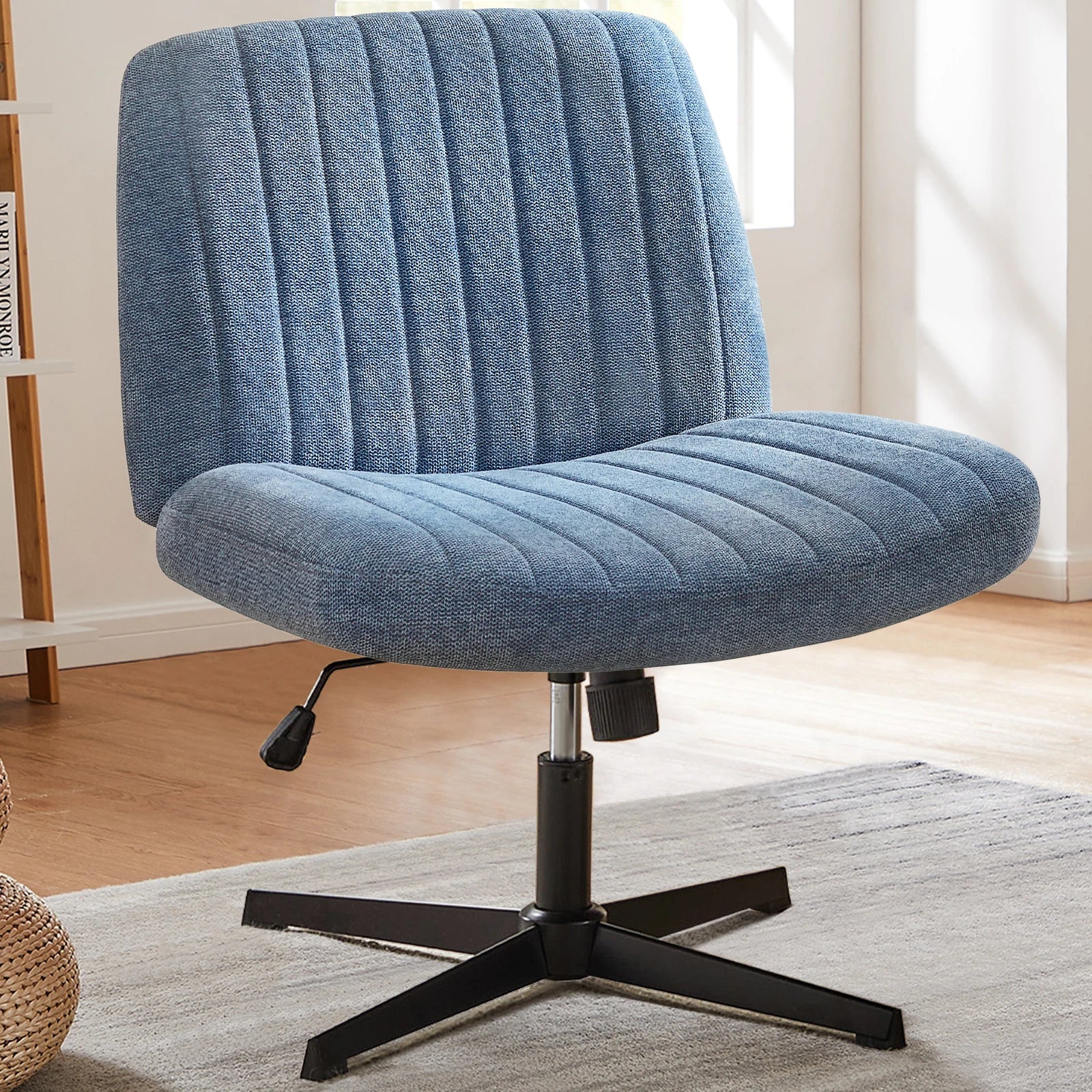 Chaise de bureau large jambes croisées, sans accoudoirs, siège pivotant réglable