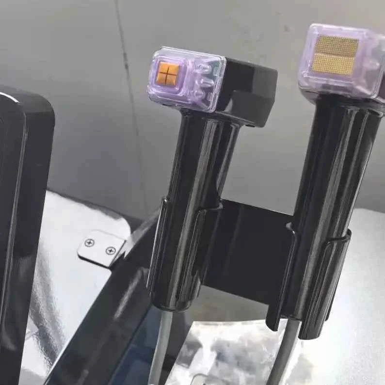 RF mikrojehličkování zařízení nebo možnosti výměnné cartridge
