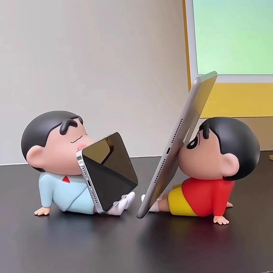 Kawaii Crayon Shin-Chan Boochan Phone Holder Desktop Anime Ornaments Watching Tv Cartoon Phone Support Cute Doll Girls Gifts