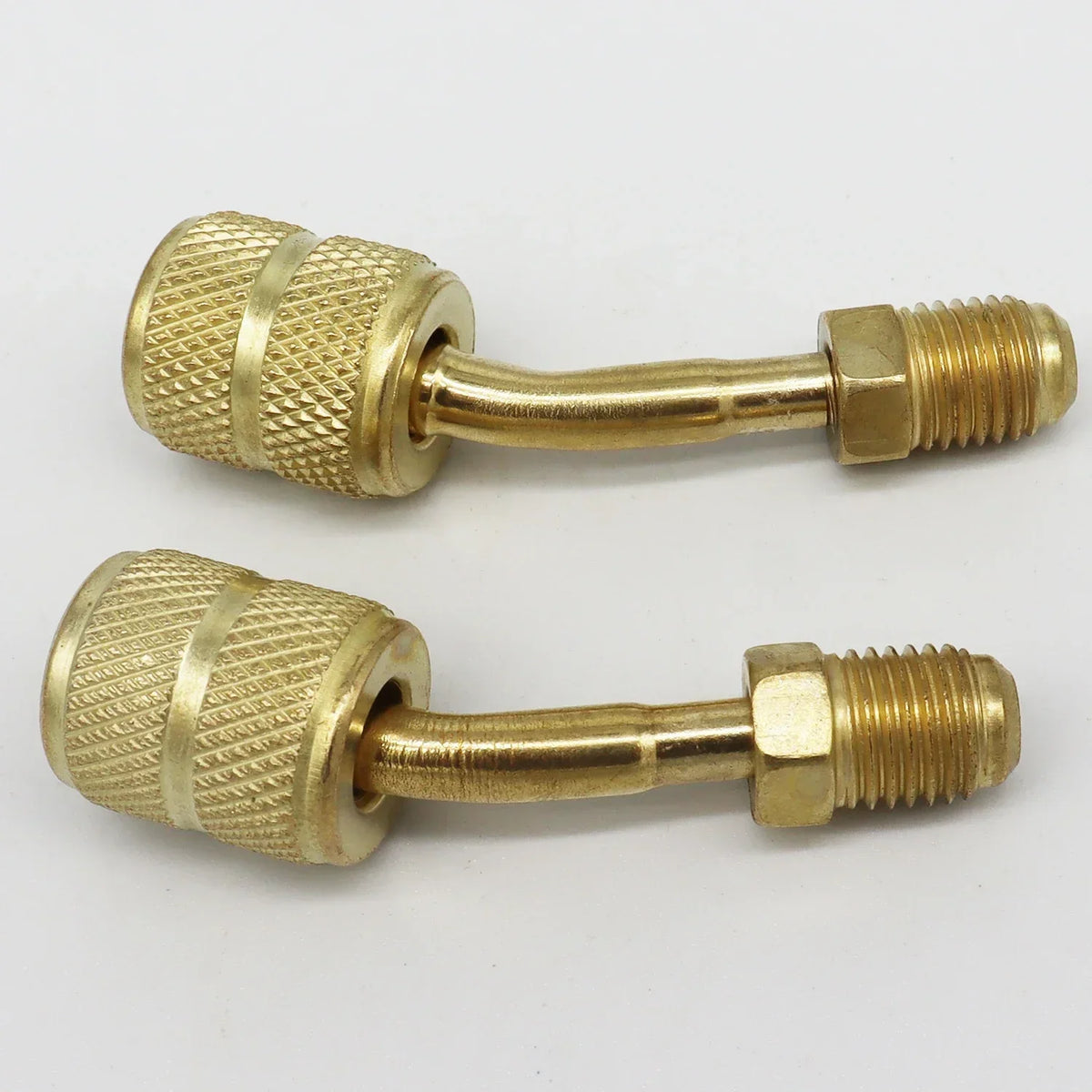 2 x adaptéry R410A pre klimatizáciu HVAC, 5/16" SAE female na 1/4" SAE male flare