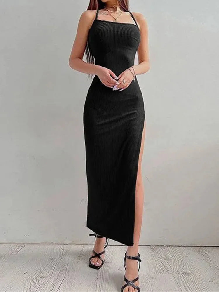 Vestido ajustado elástico con cuello halter
