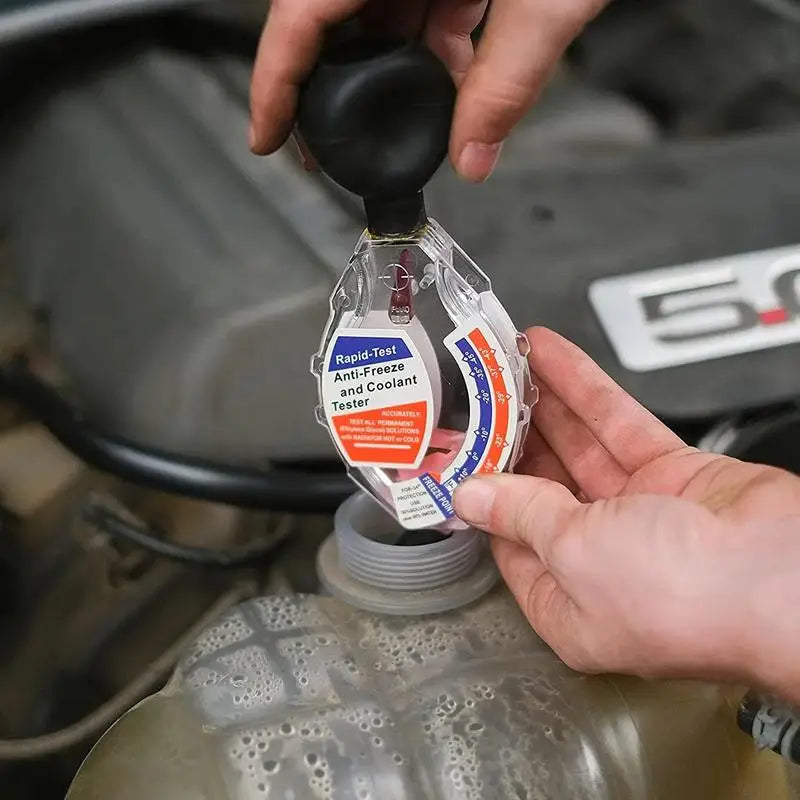 Prenosný tester chladiacej kvapaliny a nemrznúcej zmesi do automobilov