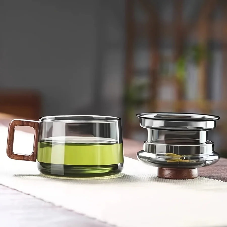 Tea Cup with Infuser, Pictured Design
