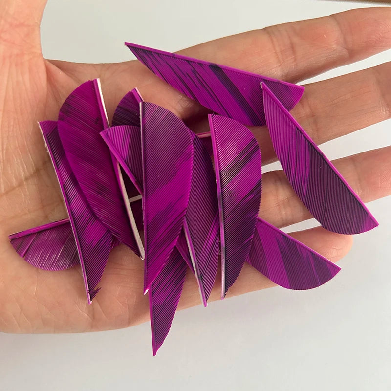 50 Plumillas de pluma de pavo de alas derechas — 2 pulgadas