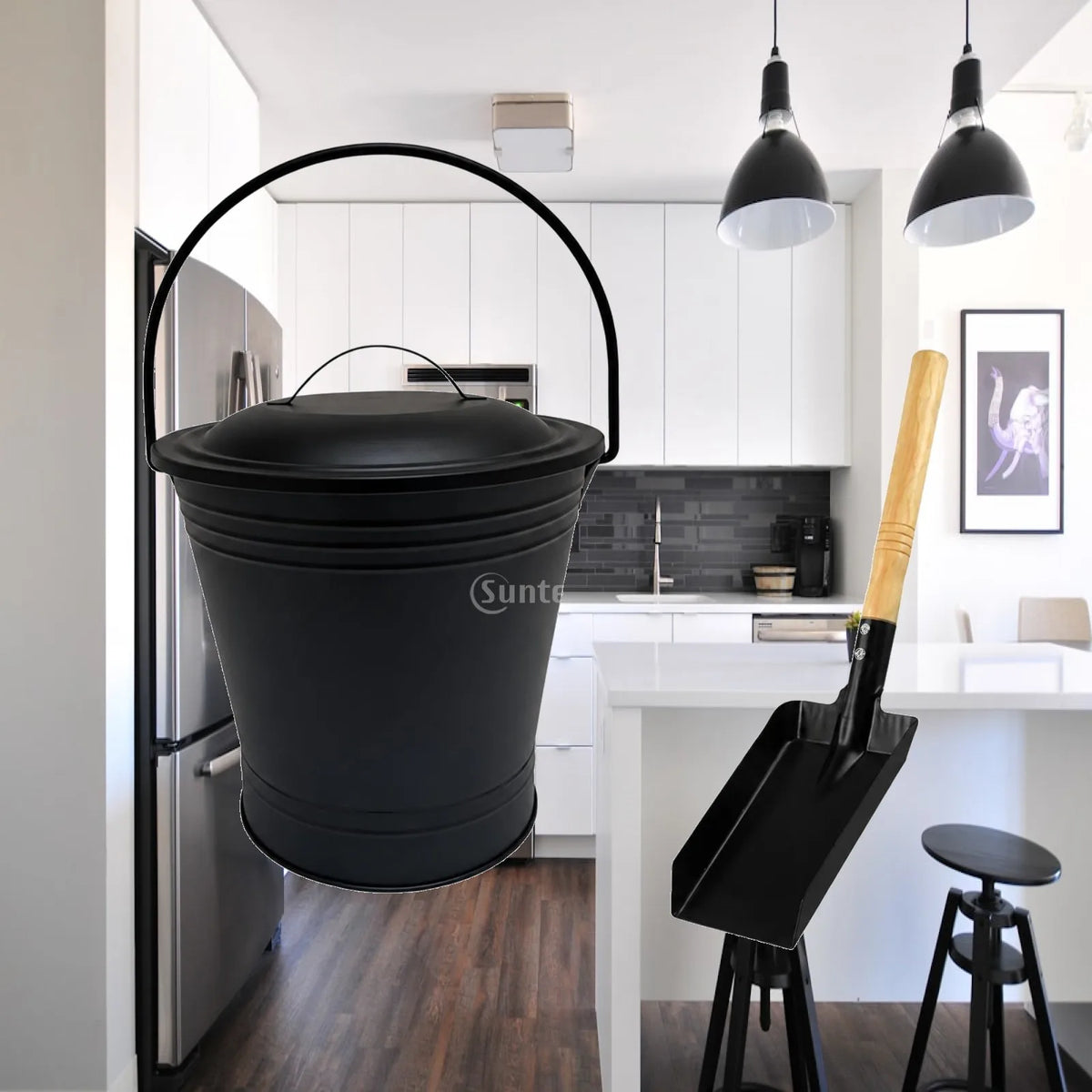 Lidded Fireplace Ash Bucket with Shovel, 11 L