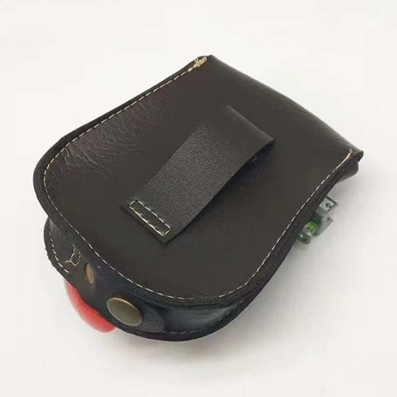 Gürteltasche aus Stahl mit Magnetkugeln