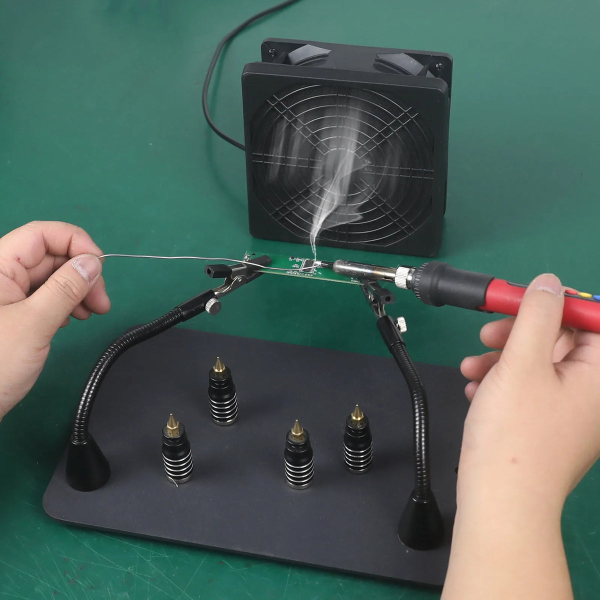 12 V Lötrauchabsauger